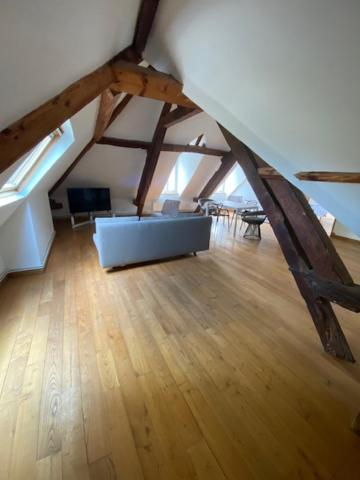 אמיינס Appartement Victor Hugo מראה חיצוני תמונה