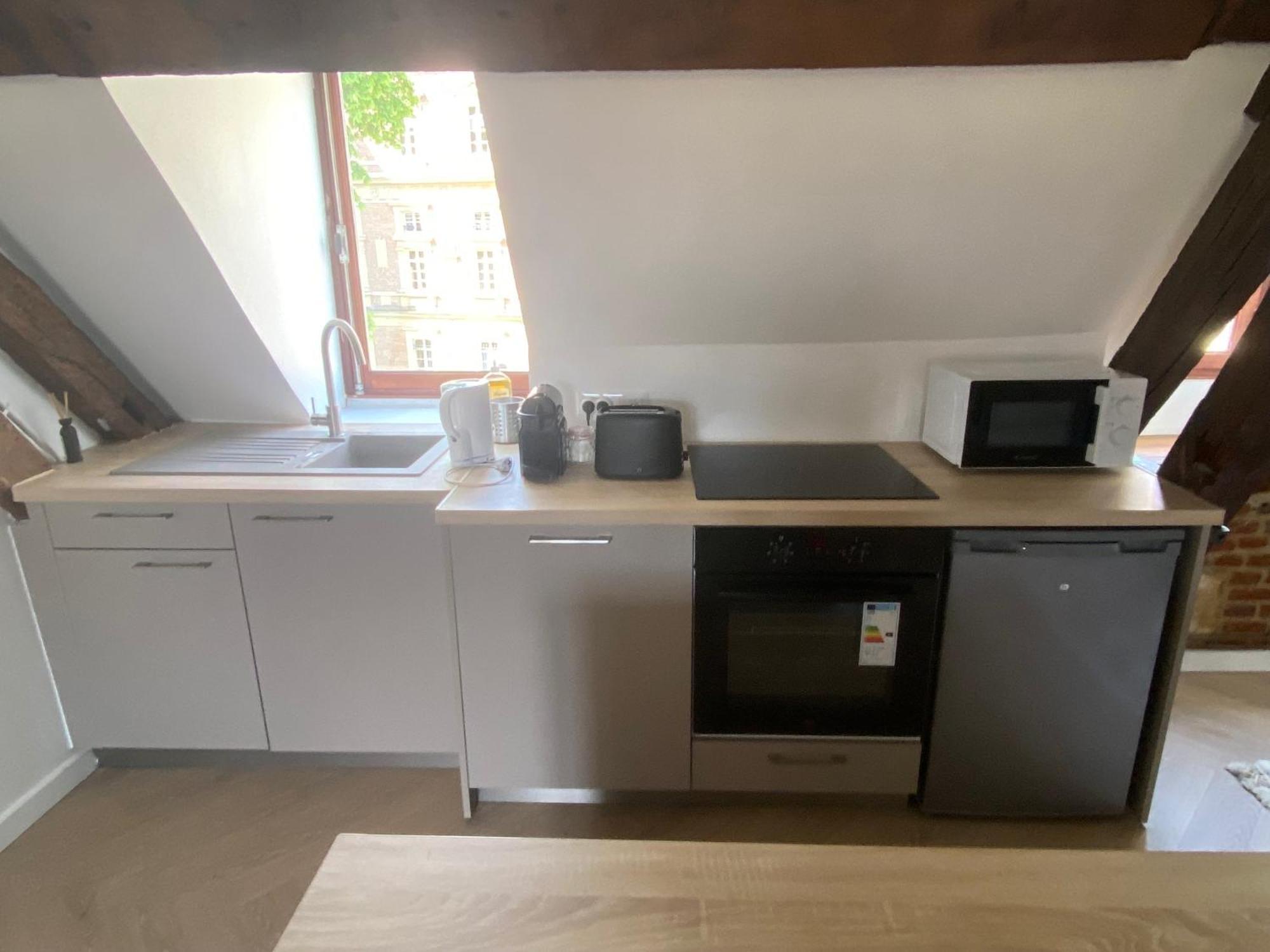 אמיינס Appartement Victor Hugo מראה חיצוני תמונה